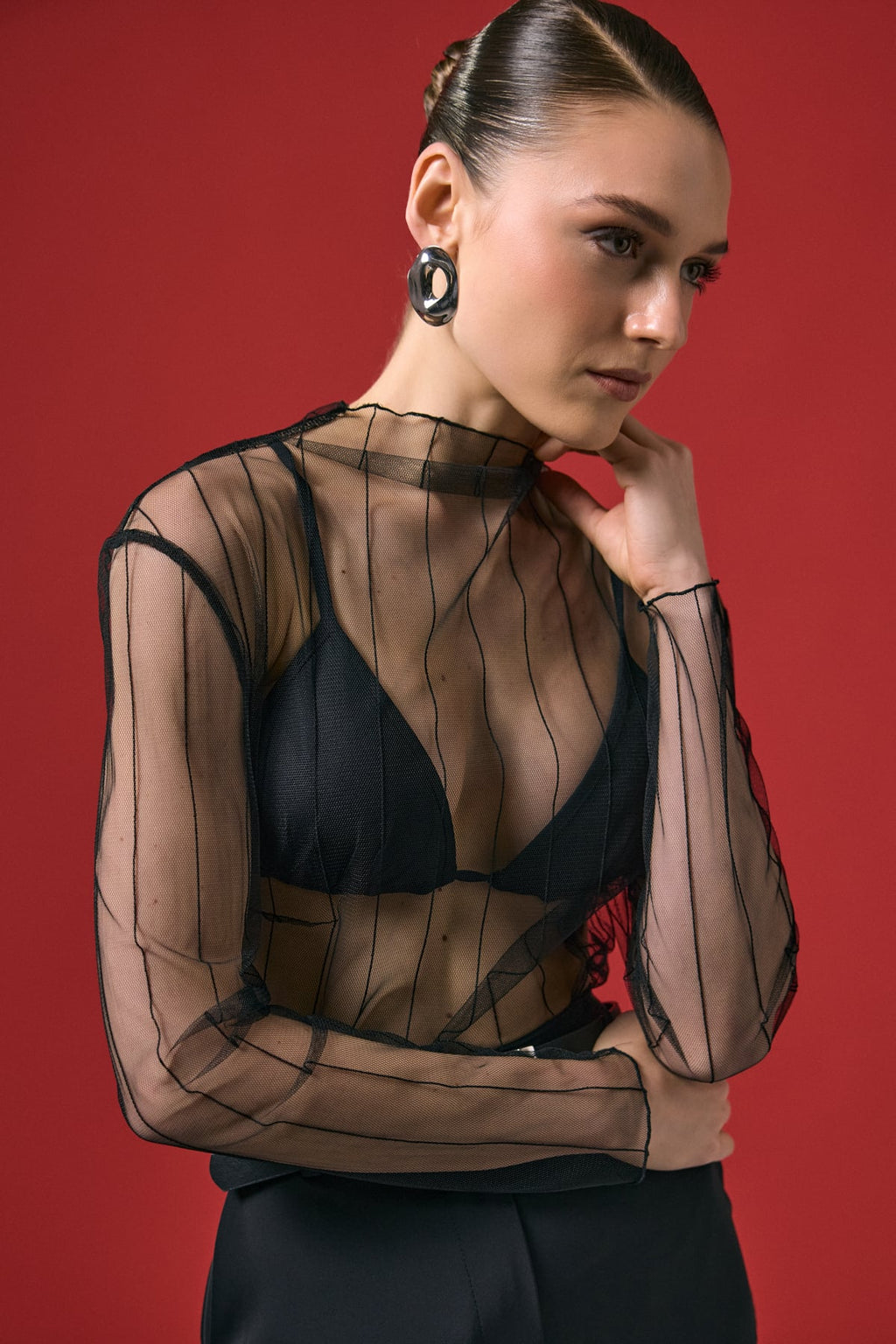 חולצה שקופה מפוספסת שחור